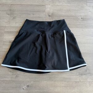 NWT YPB sculptlux Lined Skirt - ultra high rise - size small